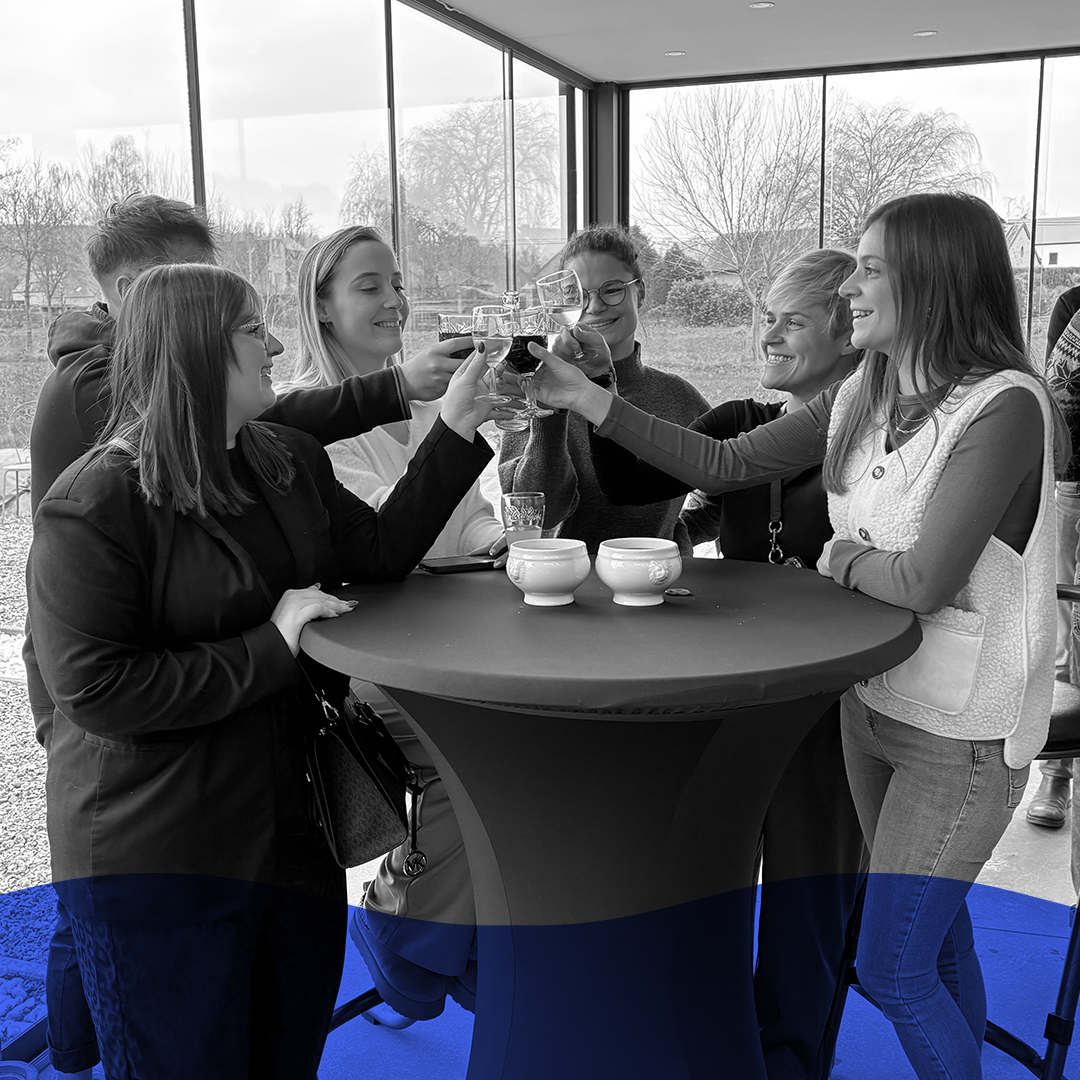 1080x1080 fb vague bleu copie 5