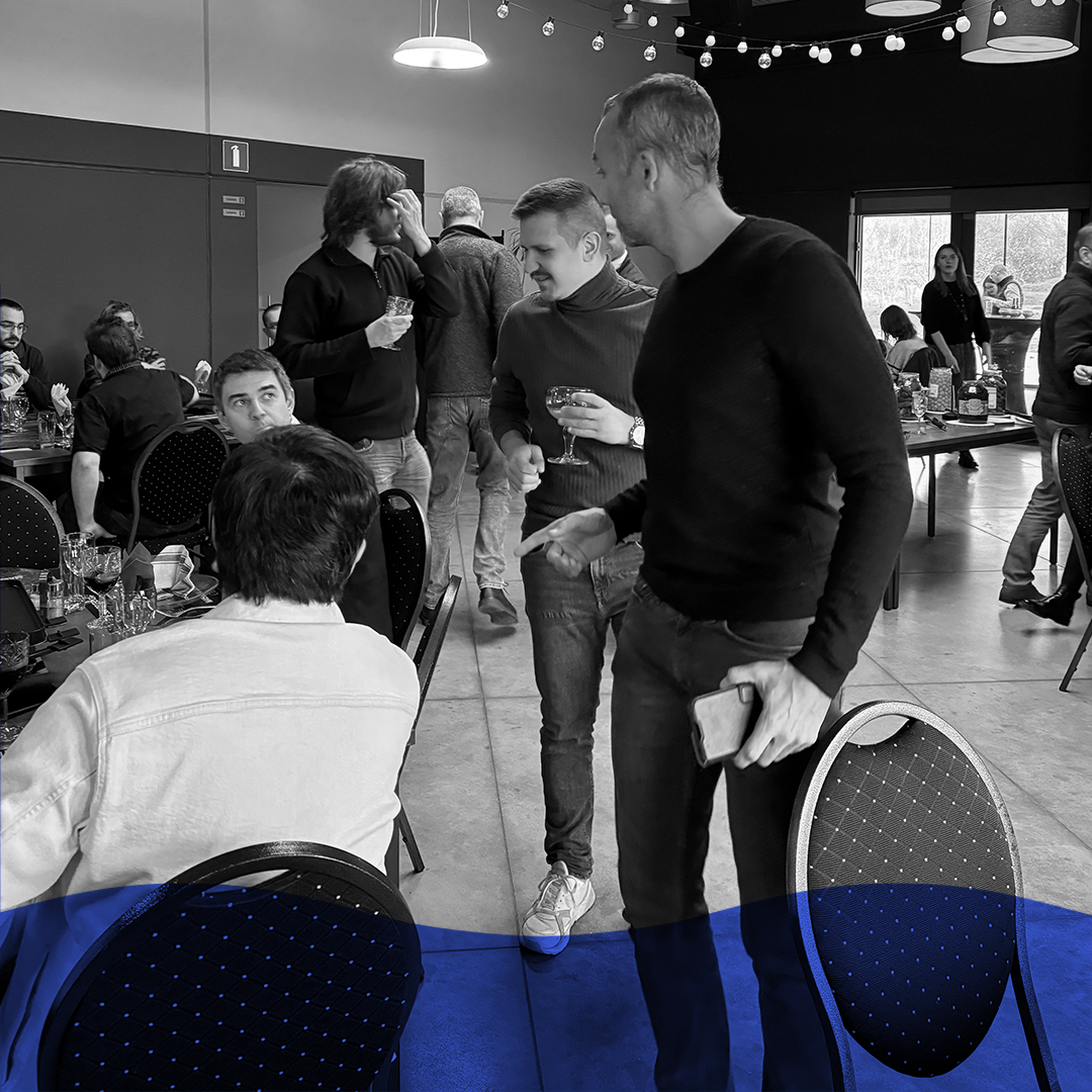 1080x1080 fb vague bleu copie 2